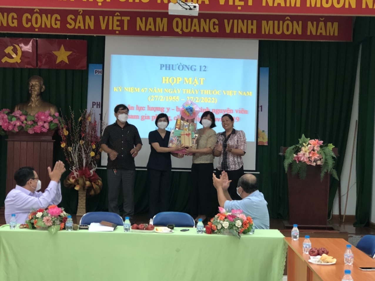 Họp mặt kỷ niệm 67 năm ngày Thầy thuốc Việt Nam (27/2/1955 – 27/2/2022)
