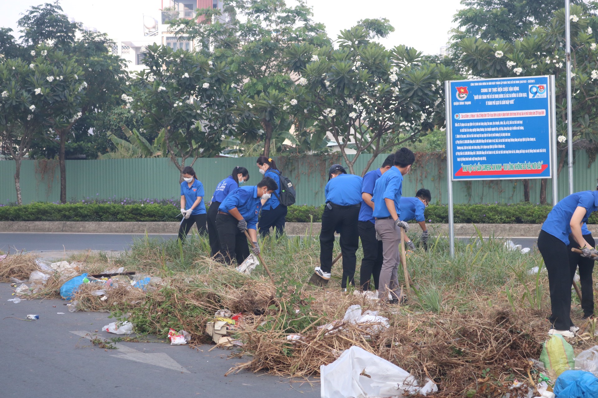 Ra quân thực hiện Tổng vệ sinh trên địa bàn phường