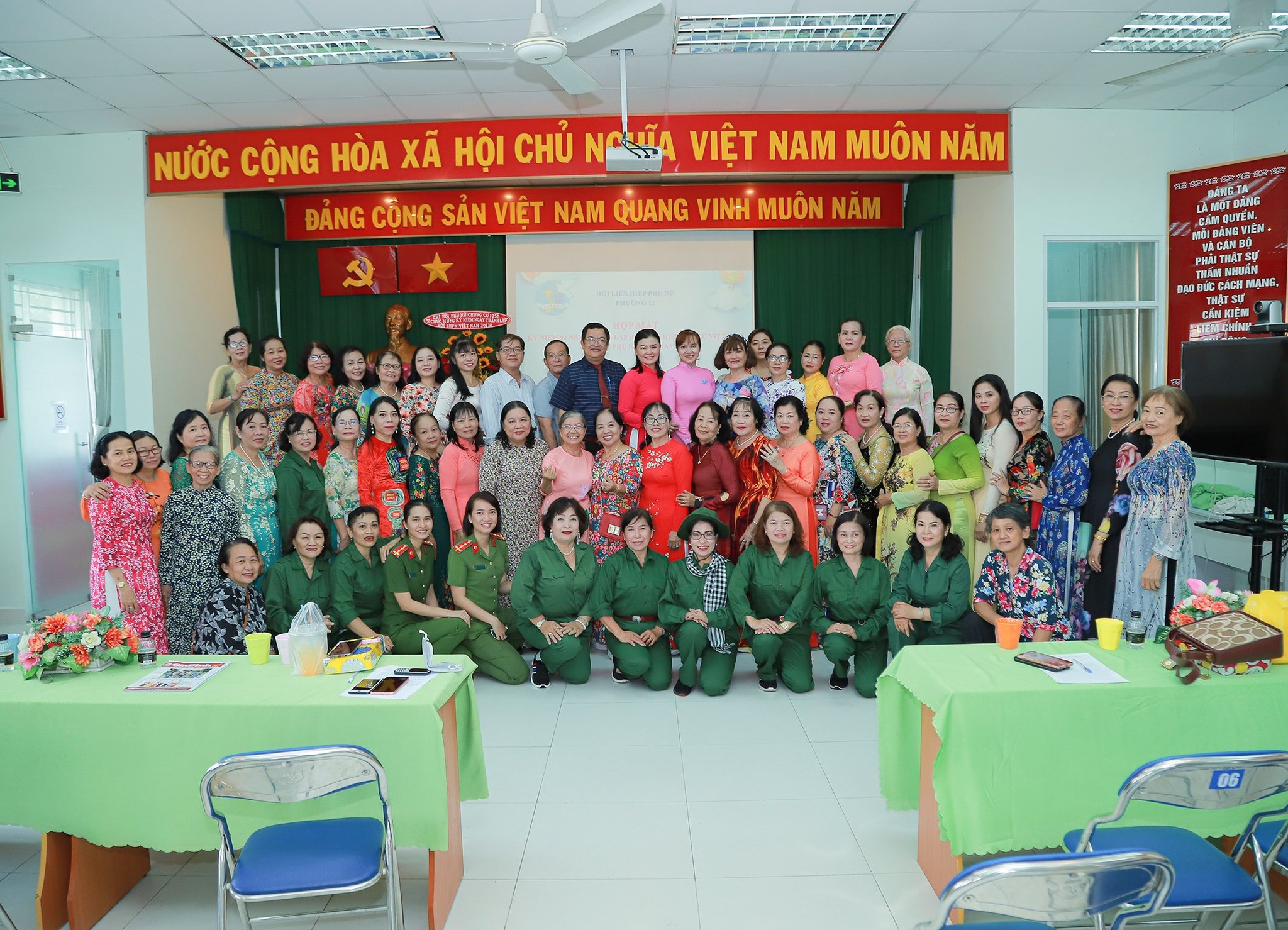 Họp mặt ôn truyền thống kỷ niệm 92 năm thành lập hội LHPN Việt Nam
