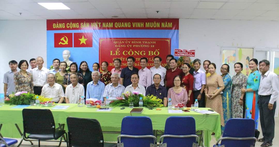 Lễ công bố Quyết định thành lập Chi bộ Chung cư Đất Phương Nam