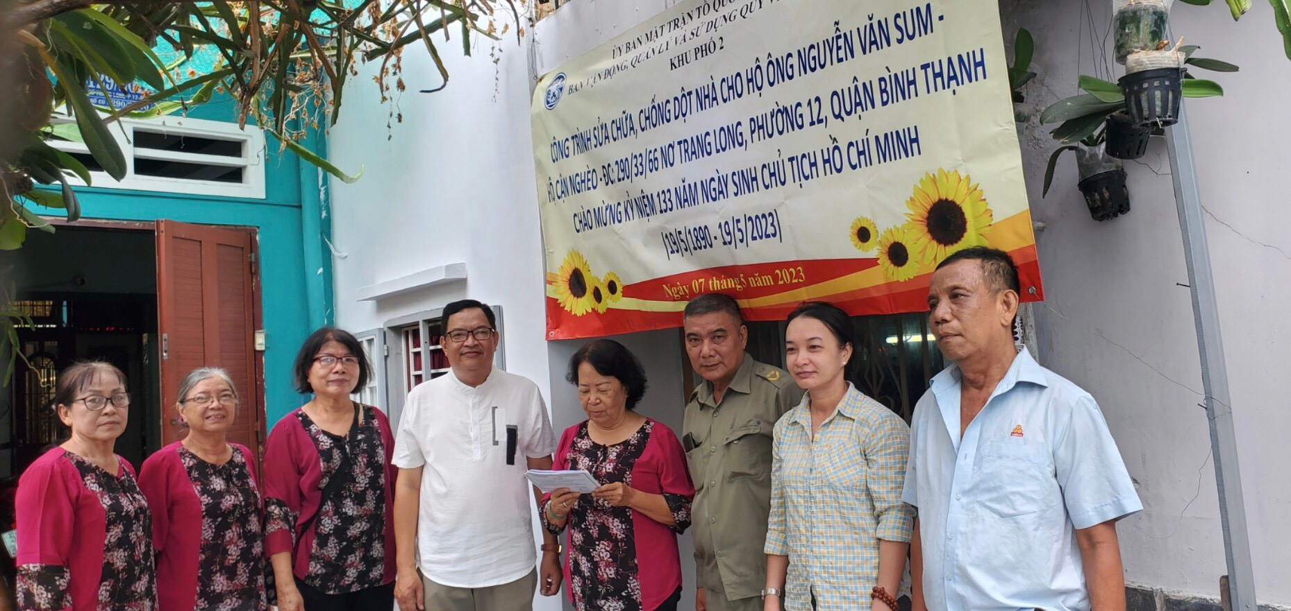 LỄ BÀN GIAO CÔNG TRÌNH SỬA CHỮA, CHỐNG DỘT HỘ CẬN NGHÈO NHÂN KỶ NIỆM 133 NĂM NGÀY SINH CHỦ TỊCH HỒ CHÍ MINH (19/5/1890 – 19/5/2023)