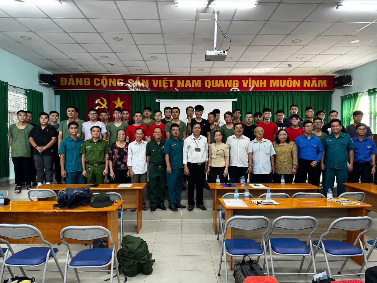 THANH NIÊN PHƯỜNG 12, QUẬN BÌNH THẠNH HĂNG HÁI LÊN ĐƯỜNG LÀM NHIỆM VỤ BẢO VỆ TỔ QUỐC NĂM 2024