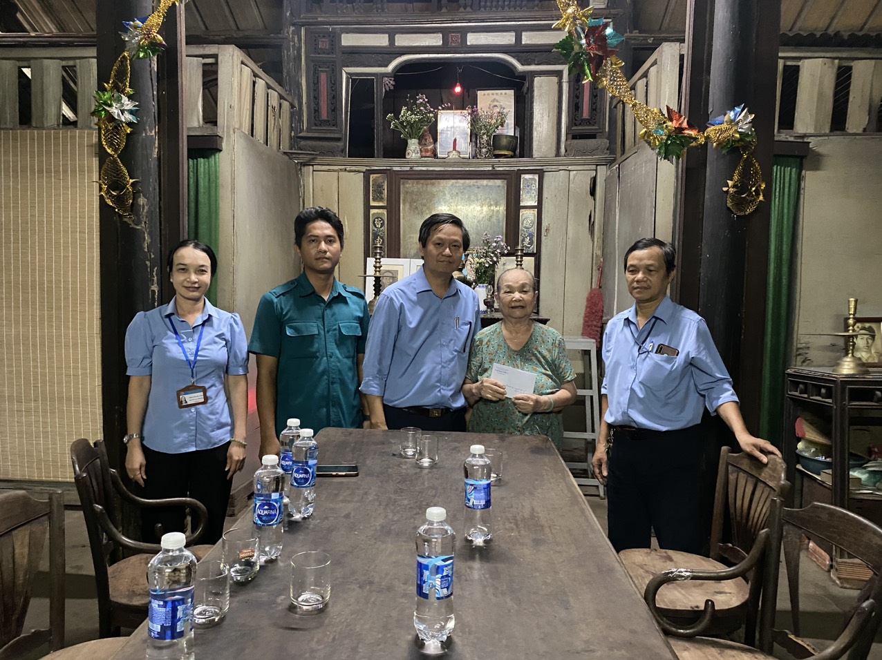 PHƯỜNG 12 TỔ CHỨC CÁC ĐOÀN THĂM MẸ VIỆT NAM ANH HÙNG, GIA ĐÌNH CHÍNH SÁCH TIÊU BIỂU NHÂN KỶ NIỆM 77 NĂM NGÀY THƯƠNG BINH LIỆT SĨ (27/7/1947 – 27/7/2024)